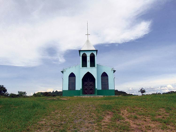 capela-nossa-senhora-do-carmo----granjeamento-ribeirão-do-carmo---área-rural-distrito-valadares