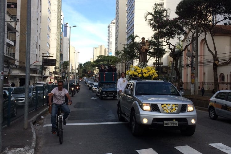 Carreata e celebrações marcam dia de Santo Antônio, padroeiro de Juiz de Fora 2 santo antonio 3 fernando priamo