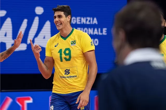 Felipe Roque na seleção brasileira de vôlei