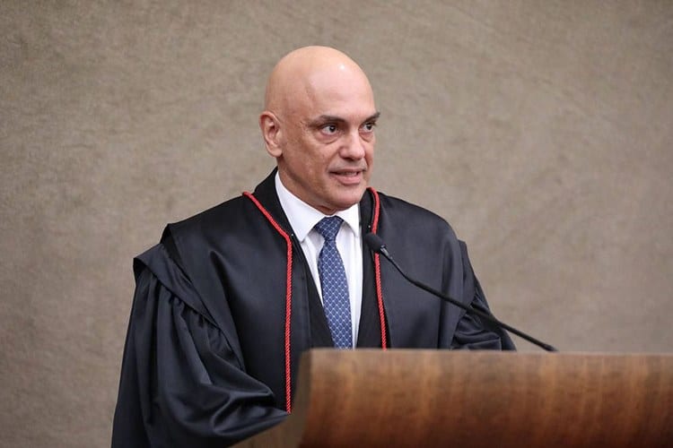 alexandre de moraes