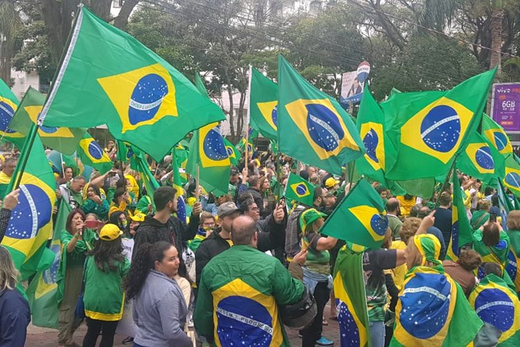 MOVIMENTO DIREITA NAO CREDITAR 01