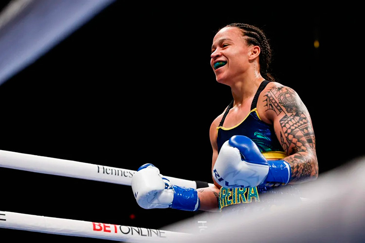 Bia Ferreira boxe foto matchroomboxing