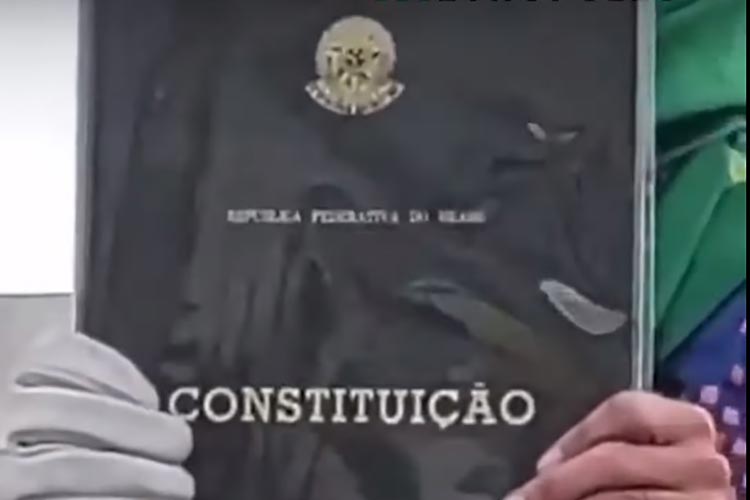 constituicao roubada reproducao redes sociais