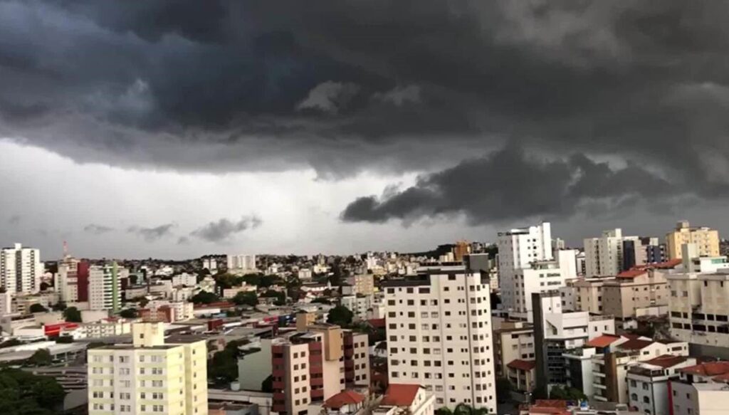 belo horizonte pode ter pior chuva do ano nesta sexta feira