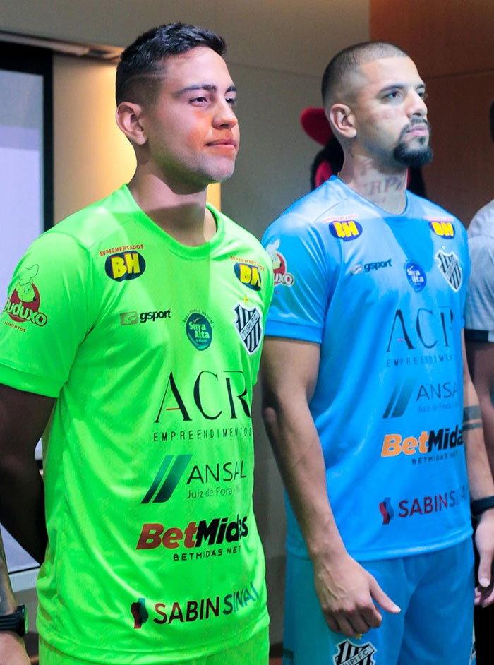 camisa-goleiro-by-tiago-castilho-editada camisa-goleiro-by-tiago-castilho-editada