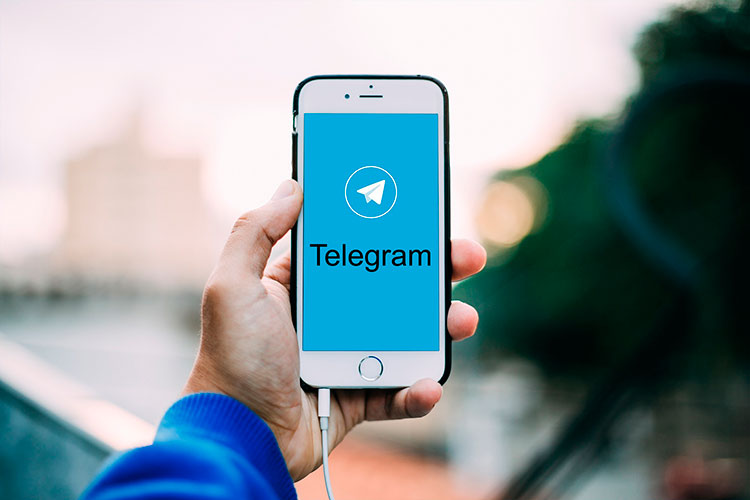 telegram smartphone