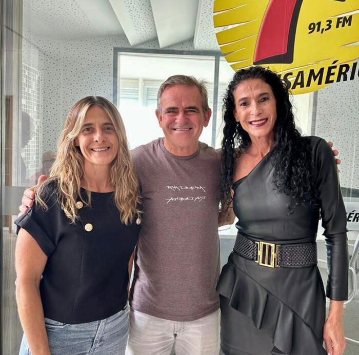 Marcia Neves Gerson Guedes e Suzana Neves ELES ACONTECEM 120523 enviada pelo CR