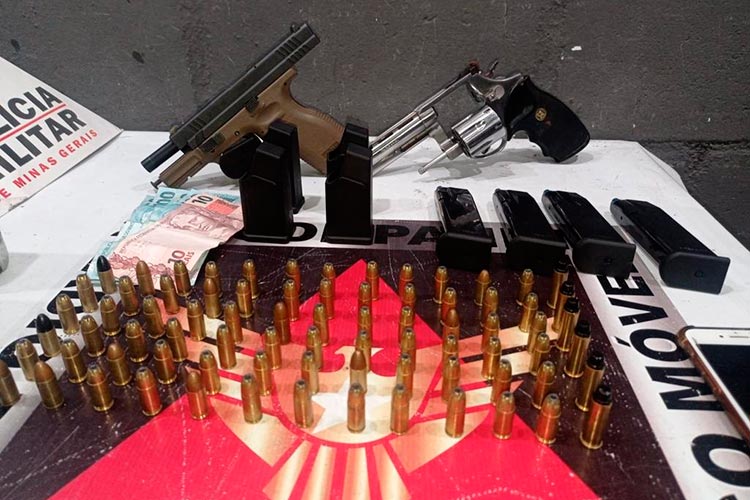 armas e drogas apreendidas juiz de fora pm