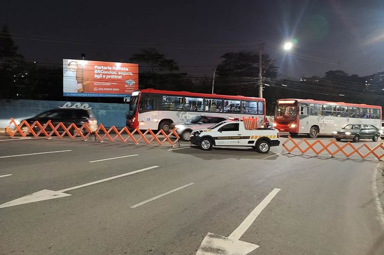 acidente caminhao itamar franco transito 2 Pamela Costa