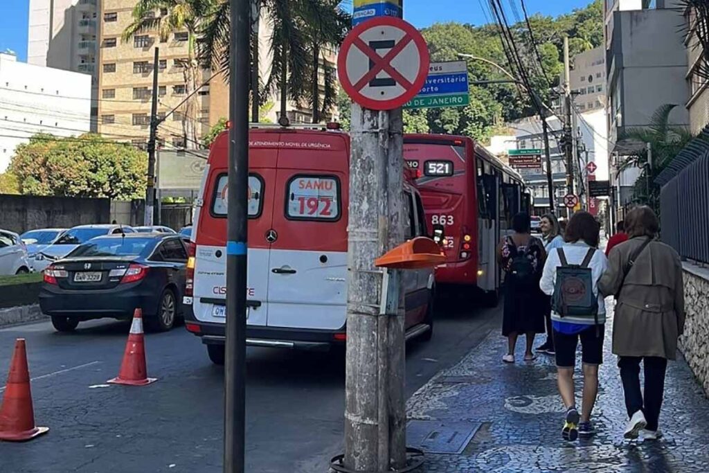 atropelamento idosa rio branco foto Nathalia Fontes destacada