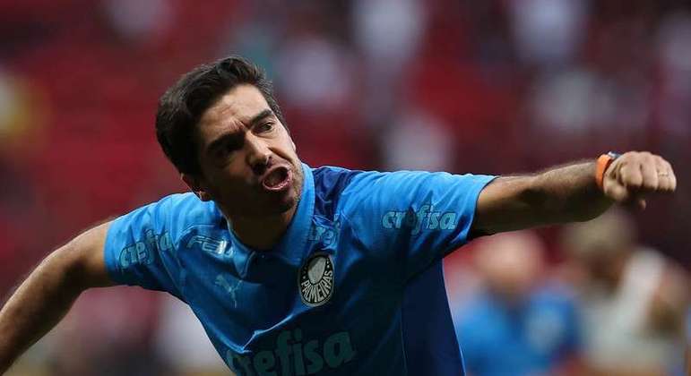 Palmeiras assinou contrato com jogador que fez Abel Ferreira pular de alegria