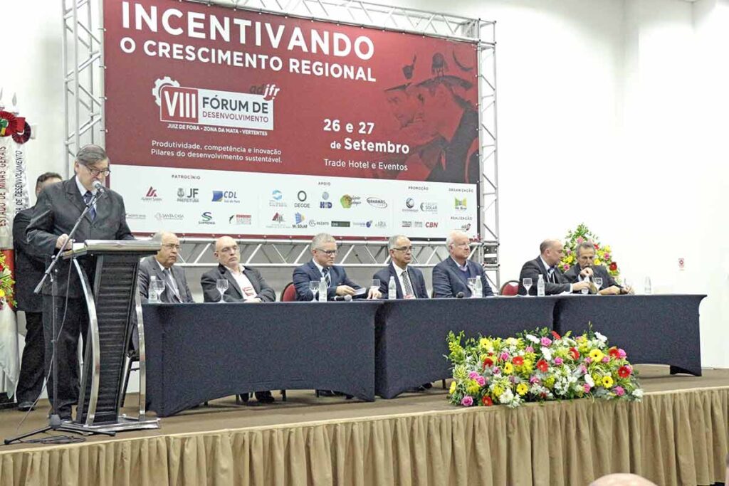 FORUM DE DESENVOLVIMENTO Divulgacao