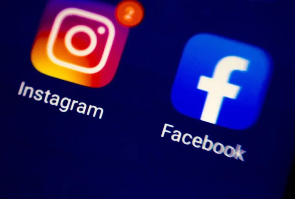 Instagram-e-Facebook-implementam-feed-cronológico-para-Reels--e-Stories.-01-25-08-23