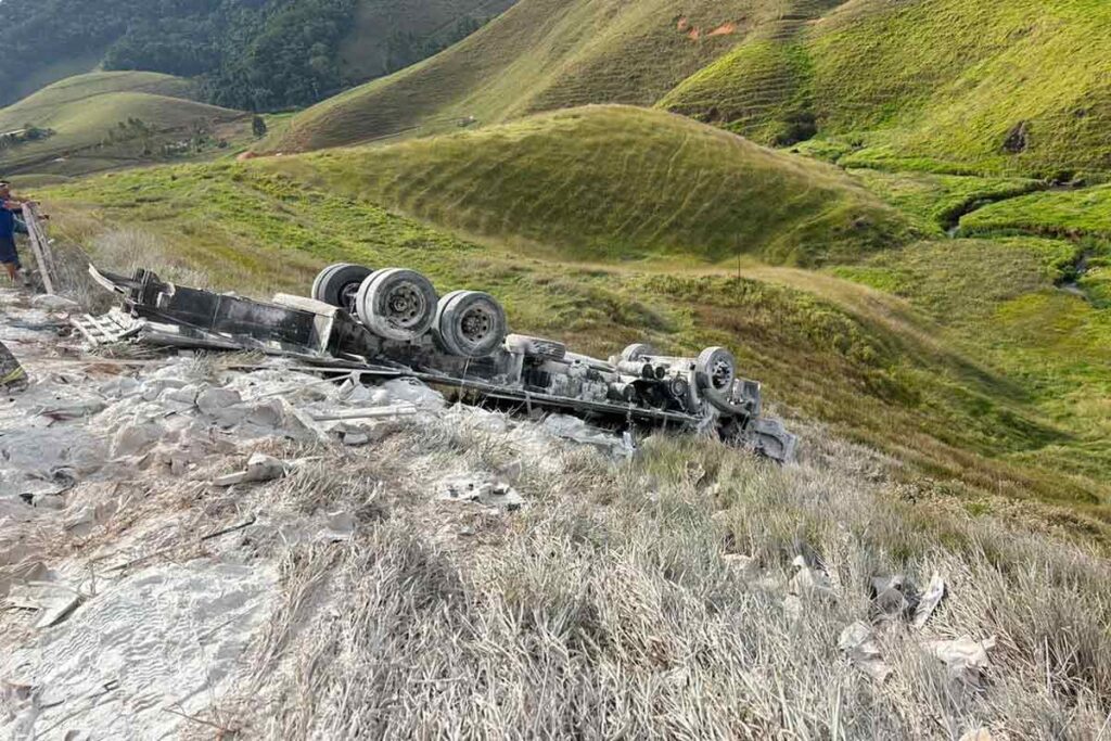 acidente BR 356 3 Divulgacao Corpo de Bombeiros