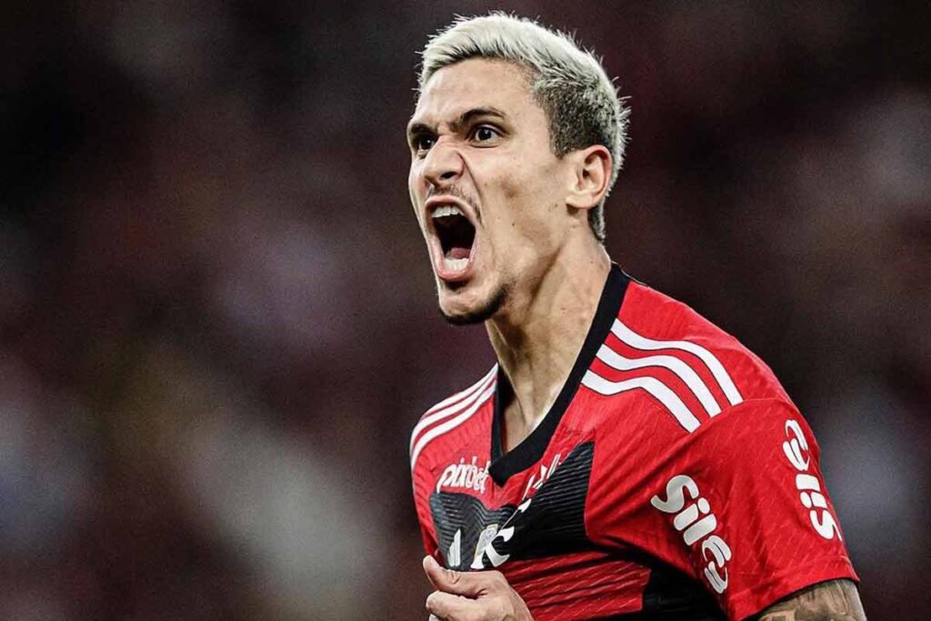 Pedro leva suspensão e multa do Flamengo e vira desfalque na Libertadores 1 Pedro Flamengo