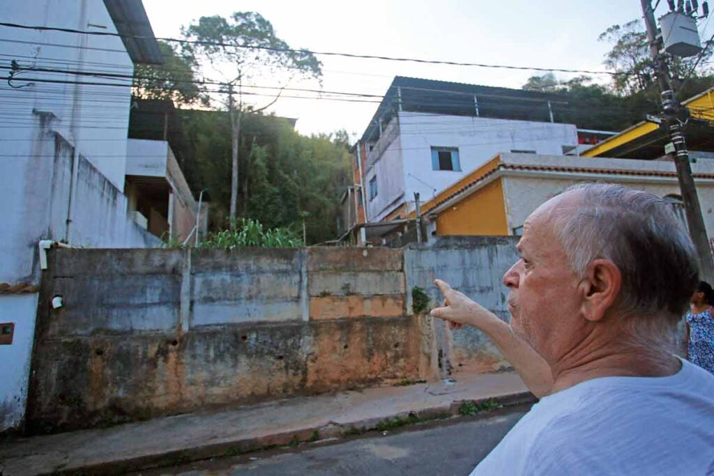 OBRAS CAPA RUA ROSA SFFEIR Felipe Couri