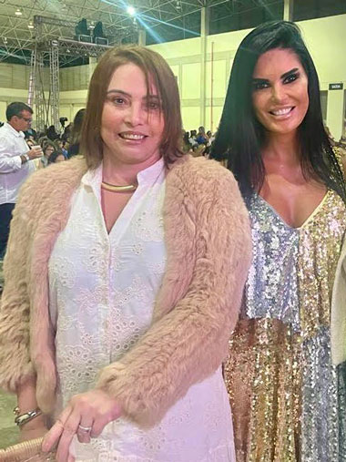 Duas mulheres 231023 enviada pelo CR