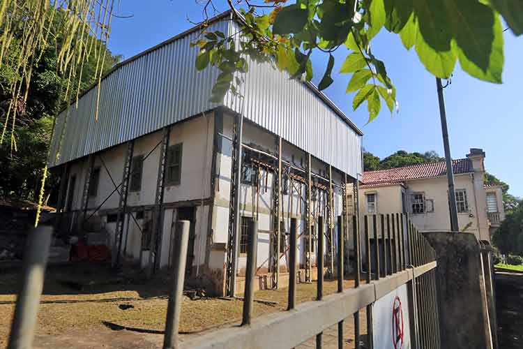 FAZENDA DA TAPERA INTERNA Felipe Couri