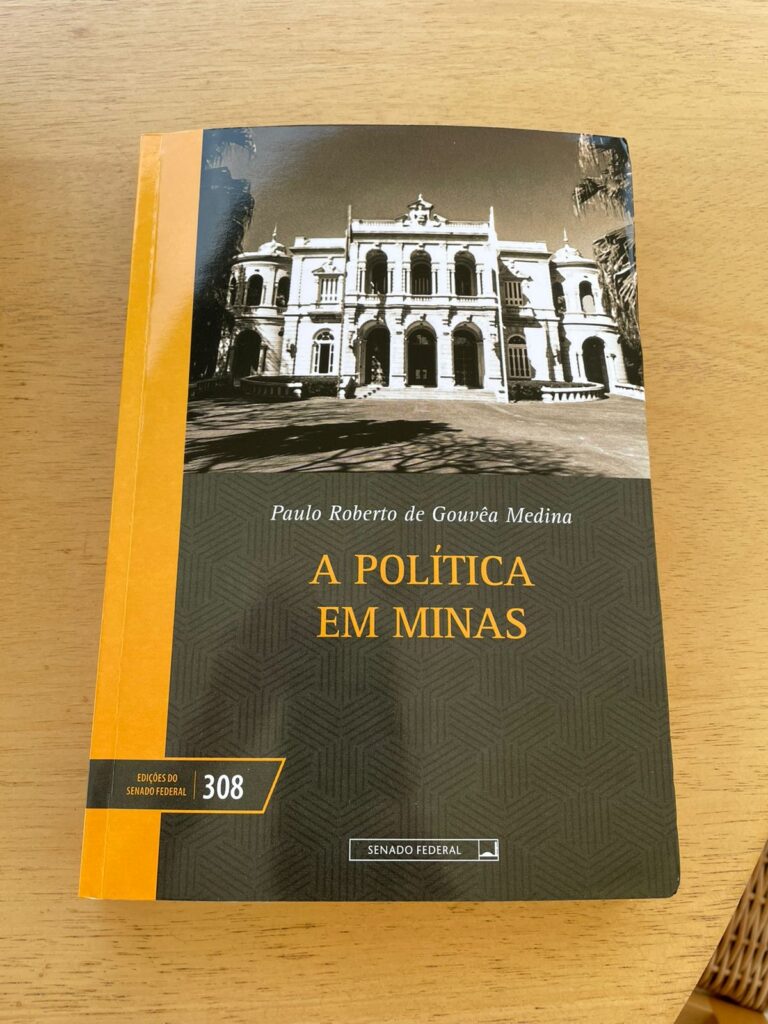 Politica em Minas capa