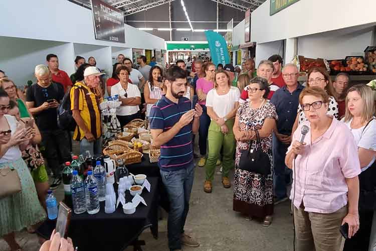 mercado-municipal-inauguração-provisória-(3)---leonardo-costa