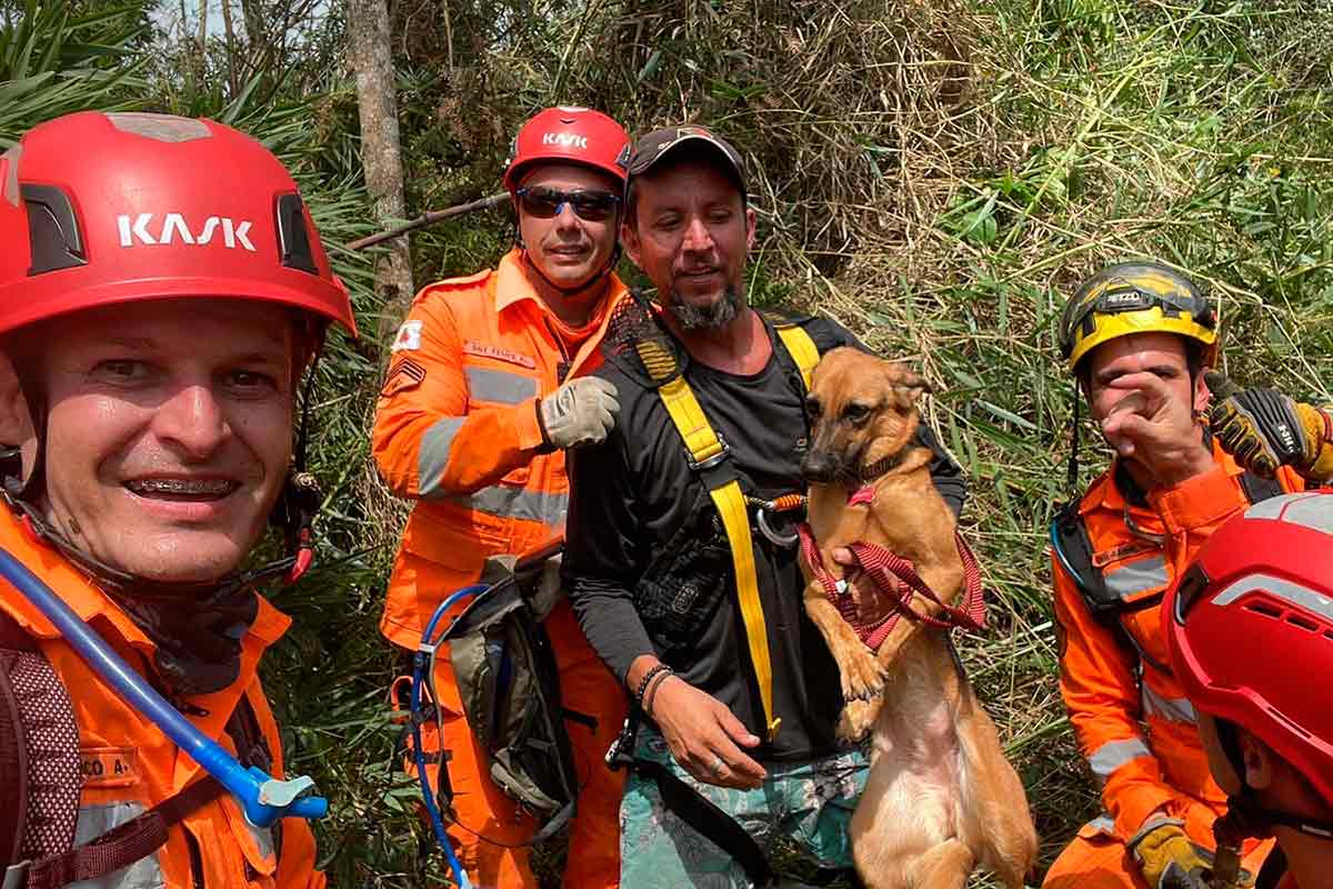 esportista e cachorra resgatados bombeiros