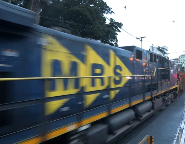 Justiça obriga MRS a adotar medidas de segurança em ferrovias da região