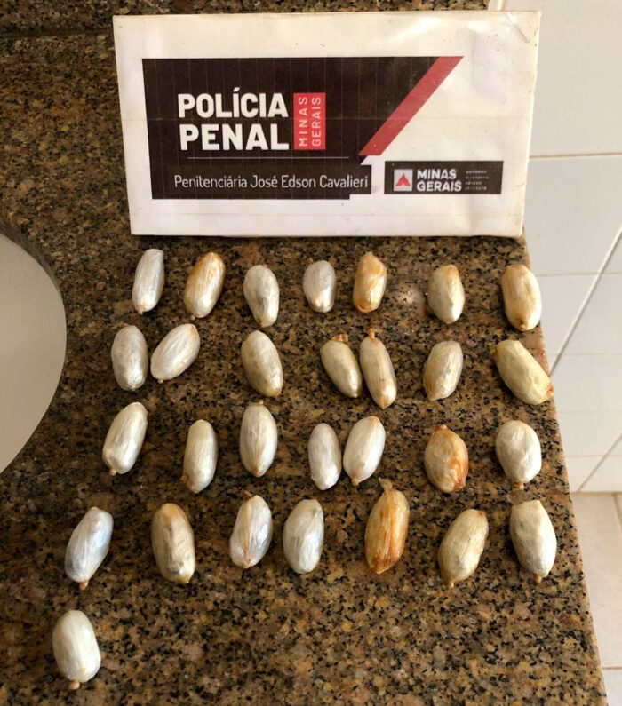 drogas estavam no estômago de detentos