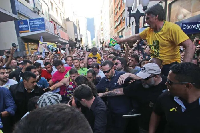 BOLSONARO FELIPE COURI 06 09 2018 c