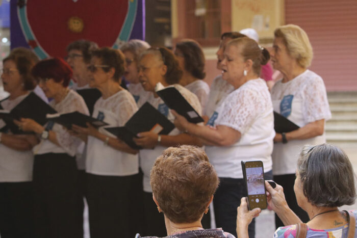 serenata idosos by couri