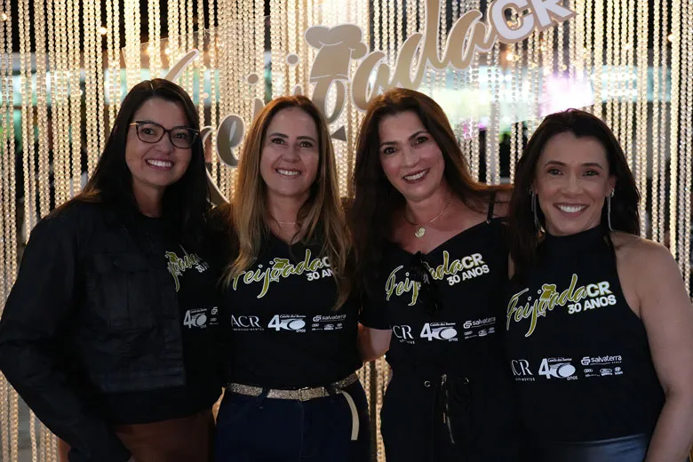 11 – Juliane Gabriel Luciana Bellini Soraia Dias e Iara Leal