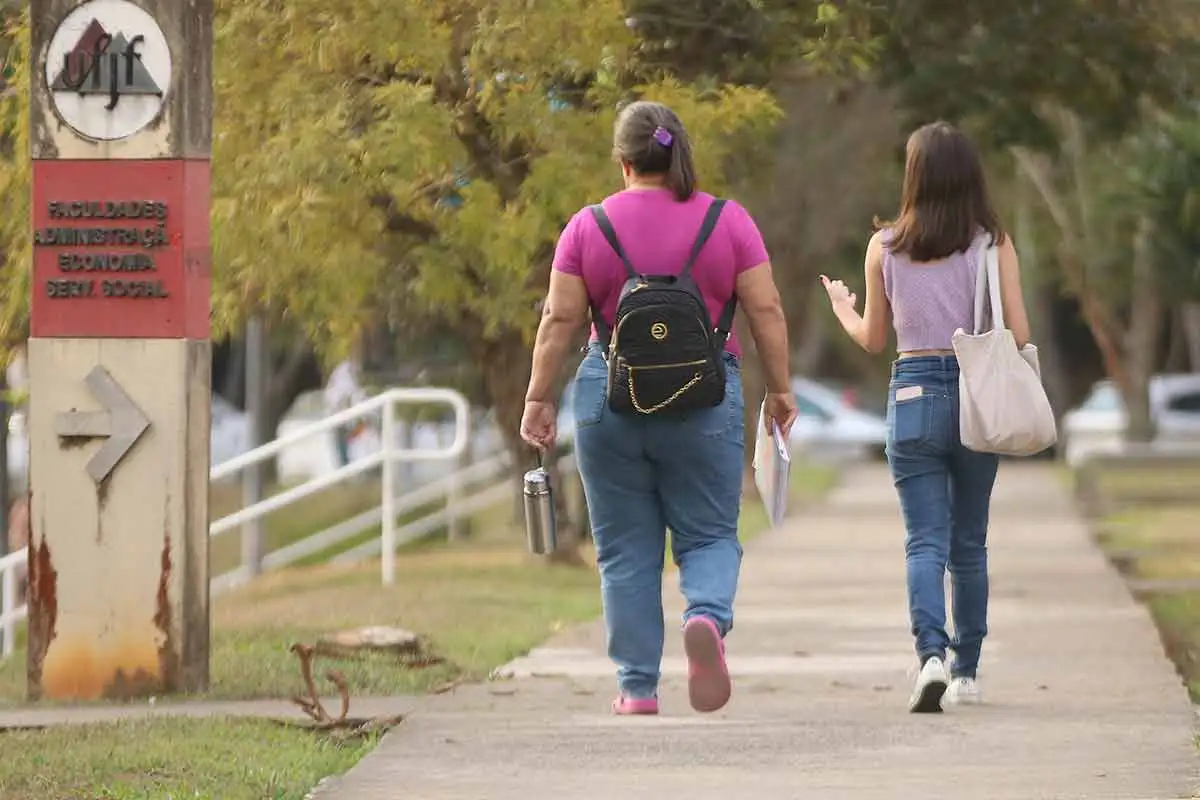 Evasão de curso supera 10% entre ingressantes da UFJF