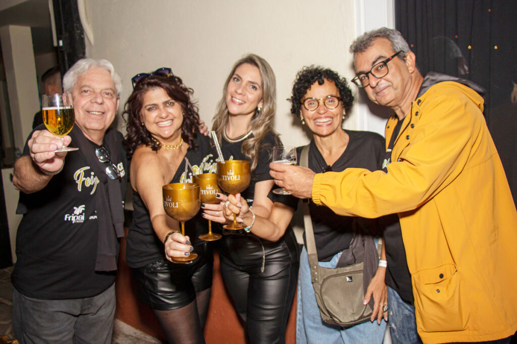 Marcelo Juliani Elisangela Amorim Patricia Novaes Monica Valentin e Ivan Elias FOTO GUILHERME OVIDIO