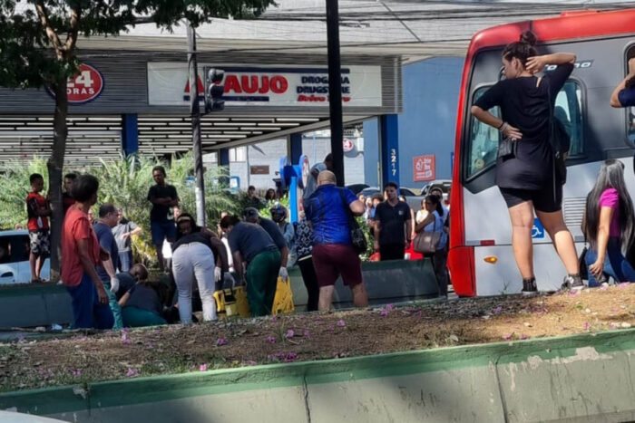 Homem é atropelado por ônibus na Rio Branco