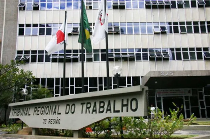 Empresa de transporte coletivo deverá indenizar motorista por condições insalubres de trabalho