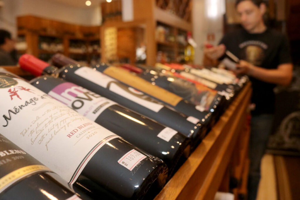 Câmara aprova projetos de valorização do vinho transamérica