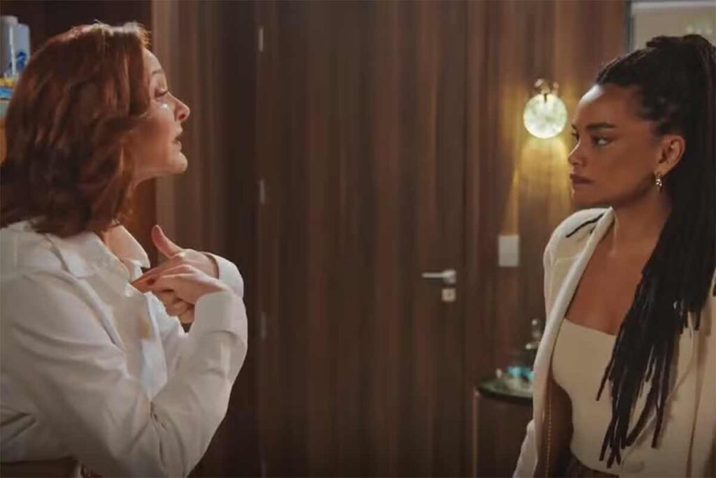 Paulina e Brenda na novela Família é tudo