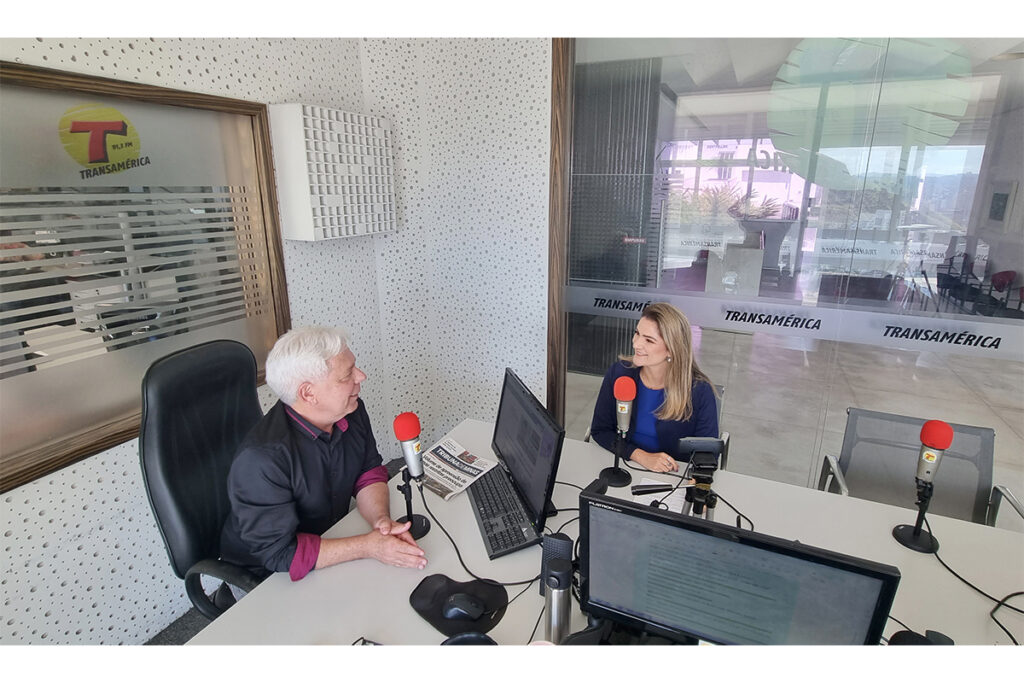 NOTÍCIAS AO VIVO: JF Sabor, novas regras do check-in e check-out, longevidade, Copa Bahamas e mais: acompanhe a Tribuna Transamérica 1 Radio Transamerica Cris Hubner e Marcelo Juliani uploads Leonardo 14.09.23 08.54.19 TR 001