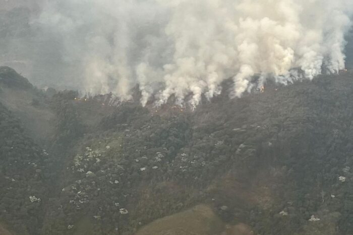 bombeiros. pau furado 1