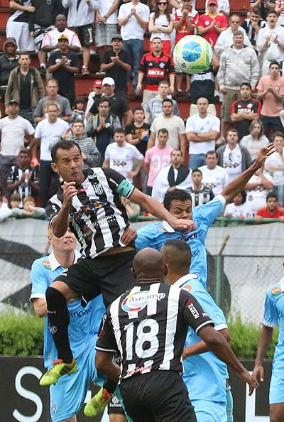 Tupi Fabricio Soares.jpg. Foto Leonardo Costa