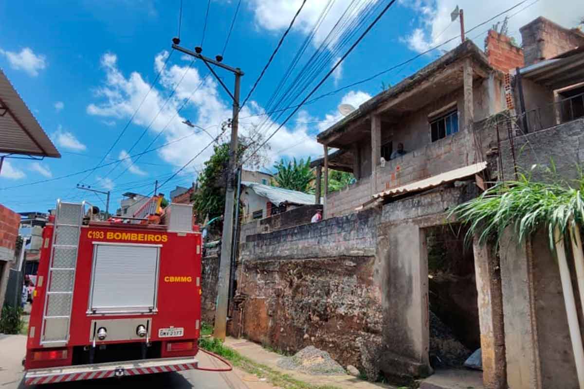 Incendio Olavo Costa Divulgacao Corpo de Bombeiros