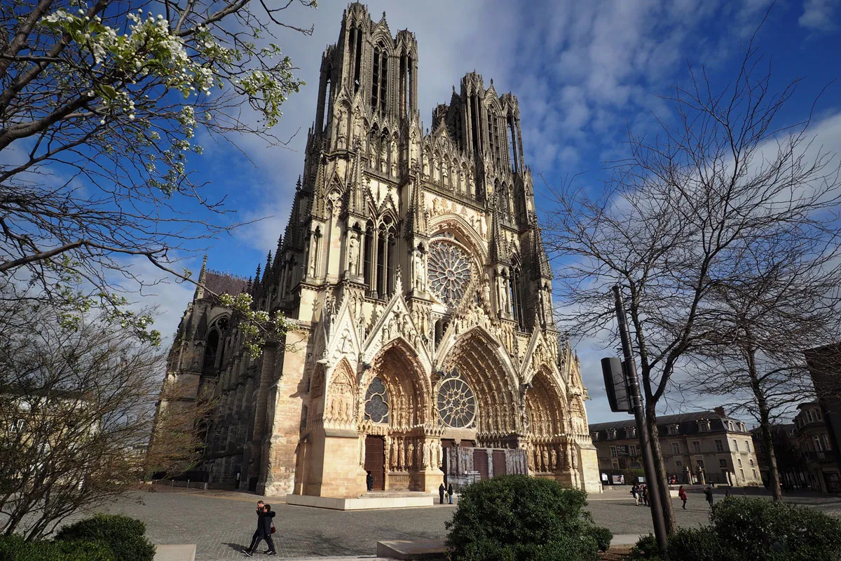 Reims destinos fora do comum