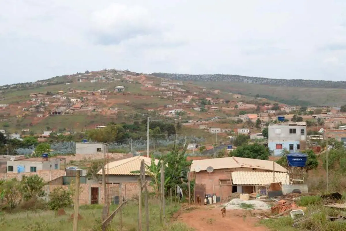 agua limpa itabirito favelas foto Clarissa Barcante ALMG