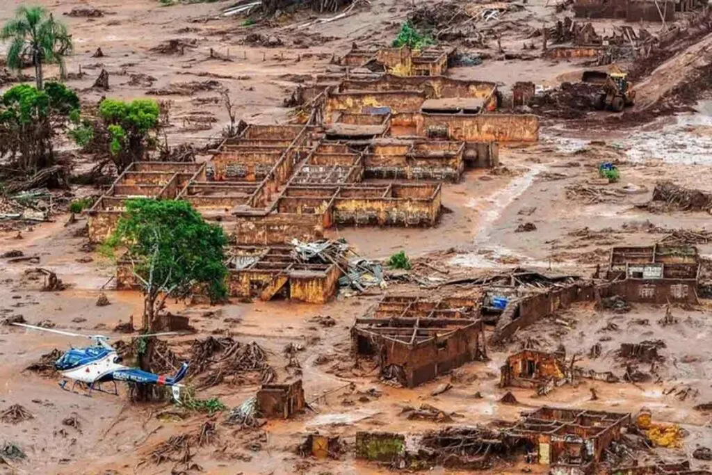 Tragédia em Mariana: Justiça absolve Samarco e mais empresas pelo rompimento da Barragem de Fundão