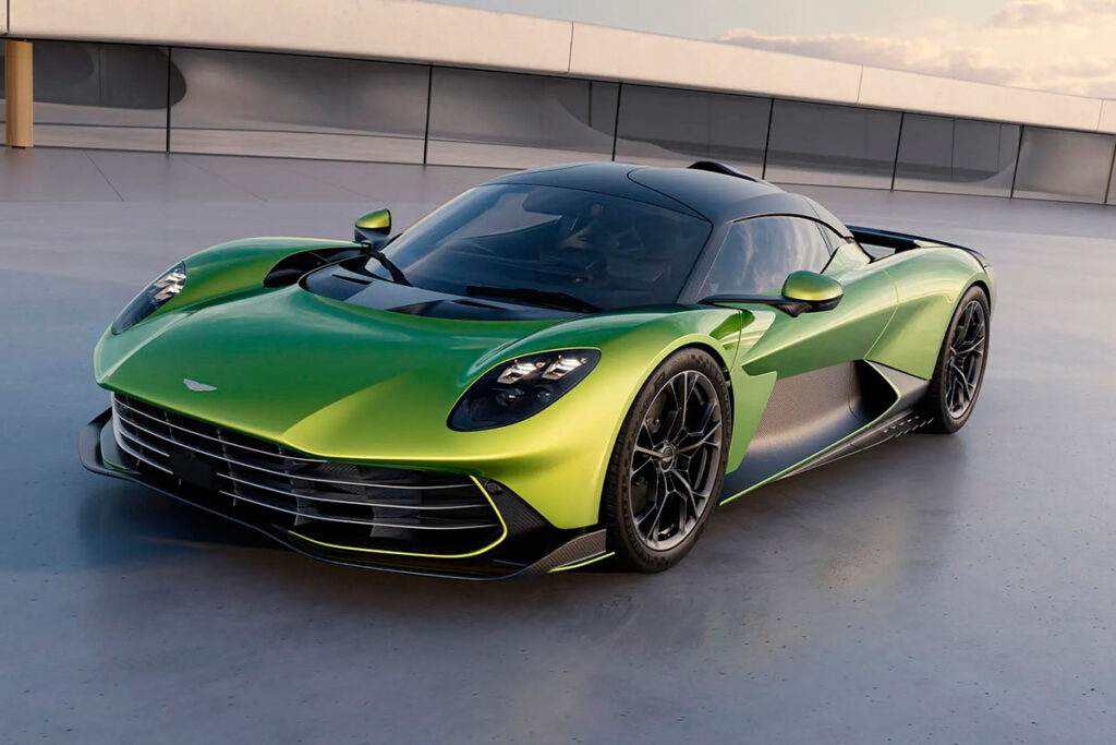 aston martin by divulgacao editada