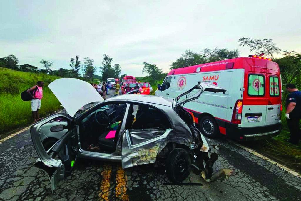 crianca morre acidente 267 divulgacao bombeiros