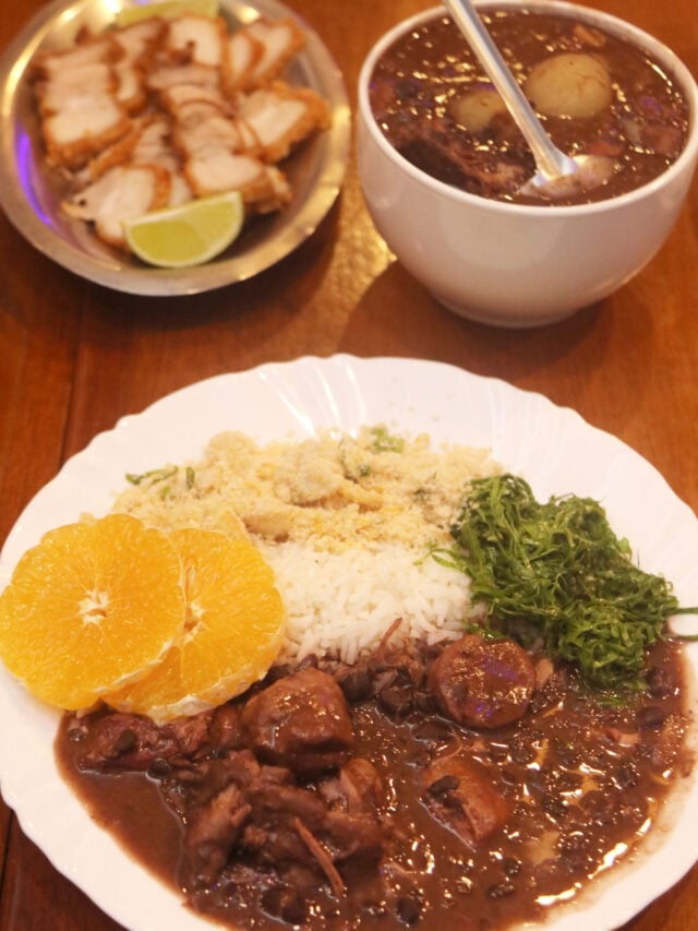 Feijoada da Dona Irene: conheça a tradição passada de mãe para filho no restaurante Caminho da Roça