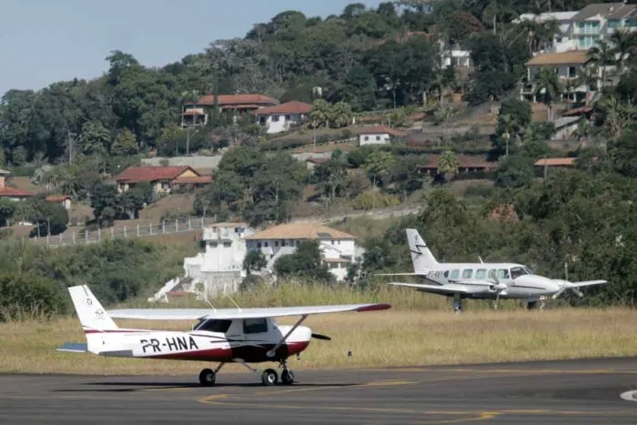 aeroporto da serrinha leonardo costa