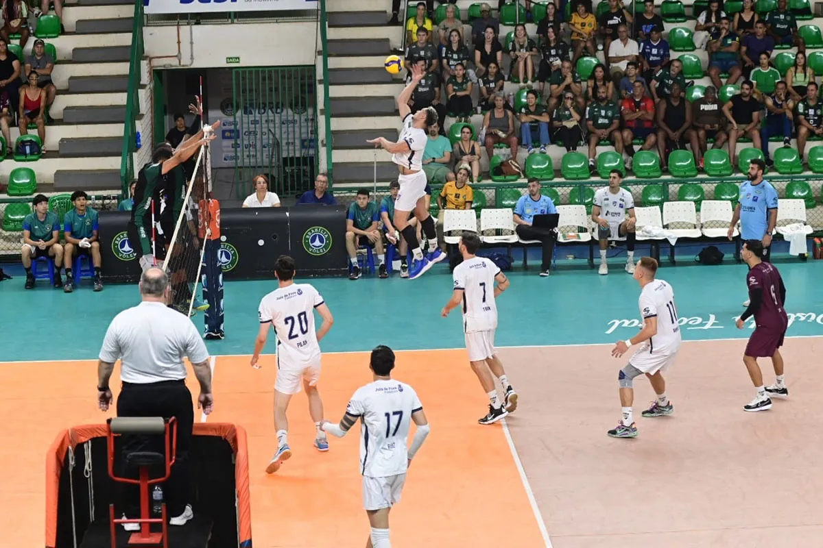 Após vitória, JF Vôlei se classifica para as quartas de final da Superliga B