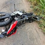 Motociclista morre após colidir com carro em Piau