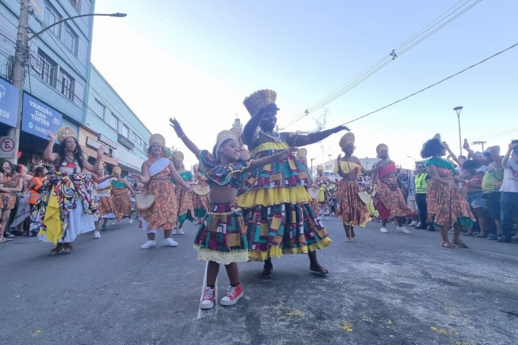 pre carnaval jf bloco muvuka foto leonardo costa 32